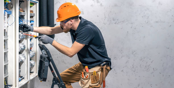Best Licensed Electrician  in Central Falls, RI